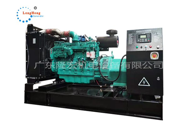 250KW(312.5KVA)東風(fēng)康明斯發(fā)電機(jī)組-6LTAA9.5-G1 配上?；ヌ┌l(fā)電機(jī)